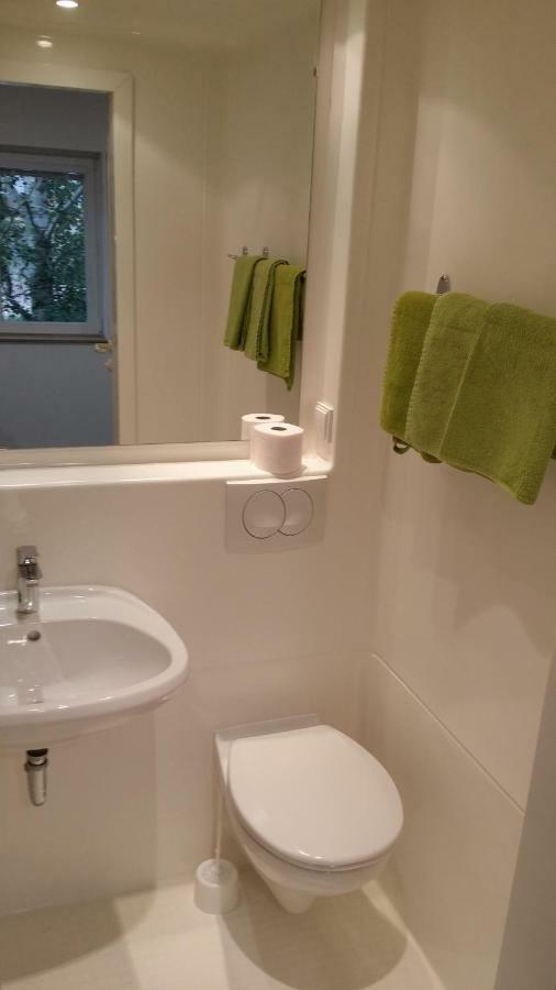 Delfin Hostel Štúrovo Bagian luar foto
